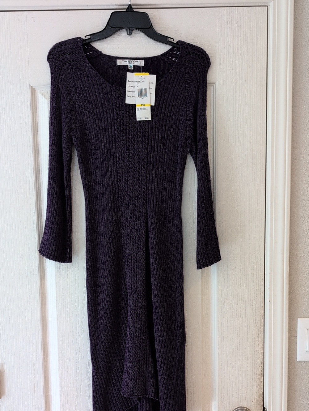 Beautiful Evan Picone Deep Plum Knit Long-Sleeve Midi Dress